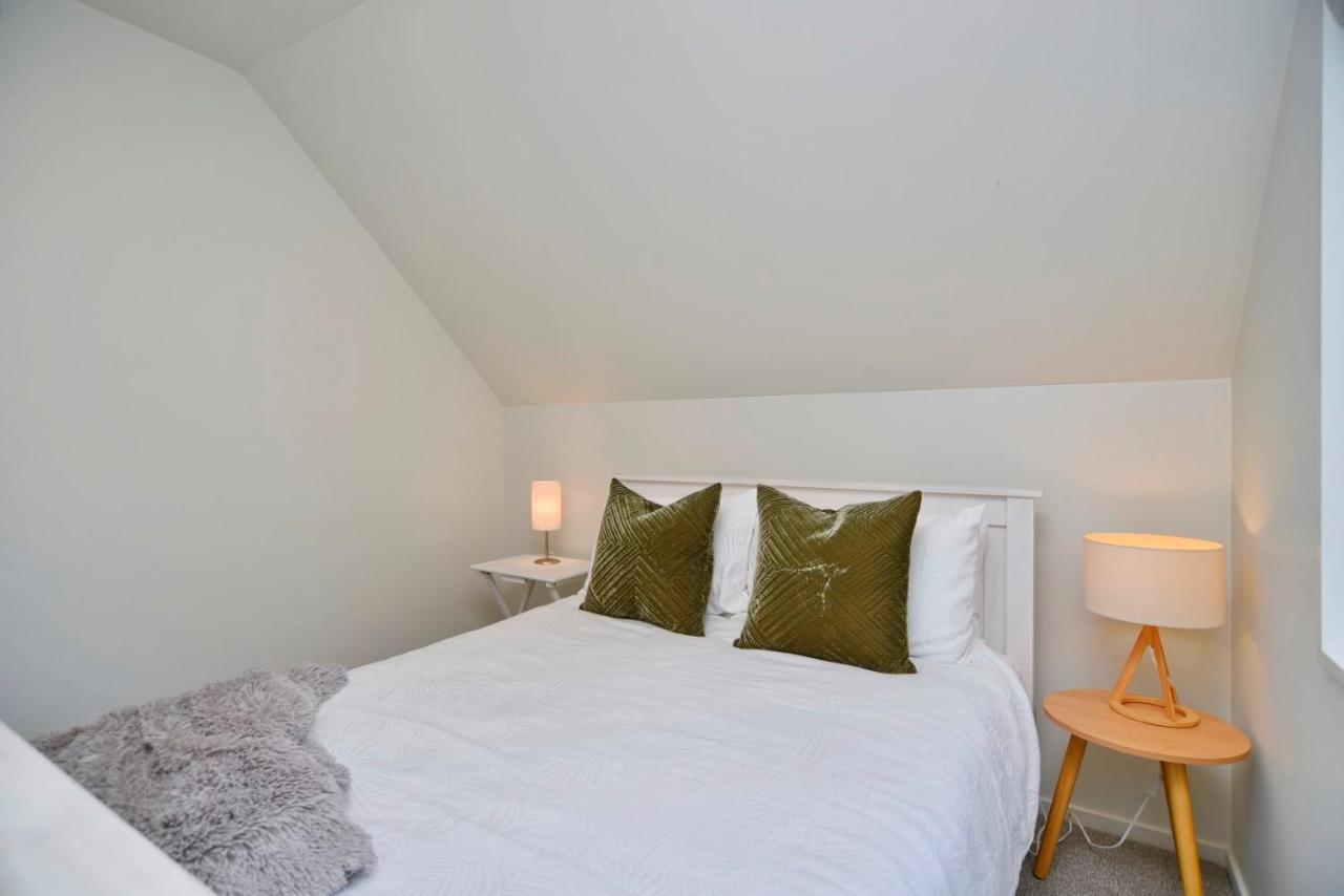 Dickens St - Christchurch Holiday Homes Eksteriør bilde
