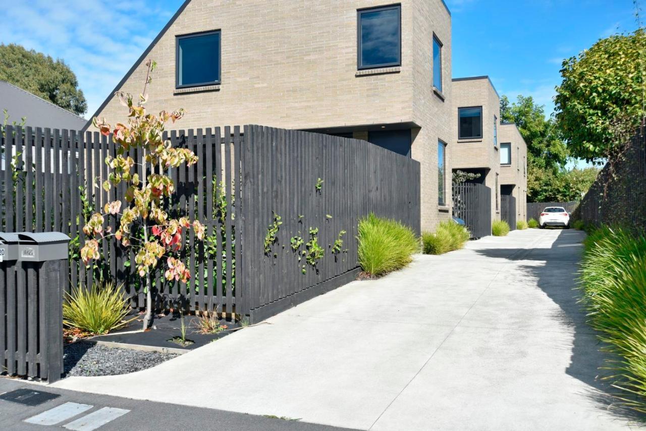 Dickens St - Christchurch Holiday Homes Eksteriør bilde