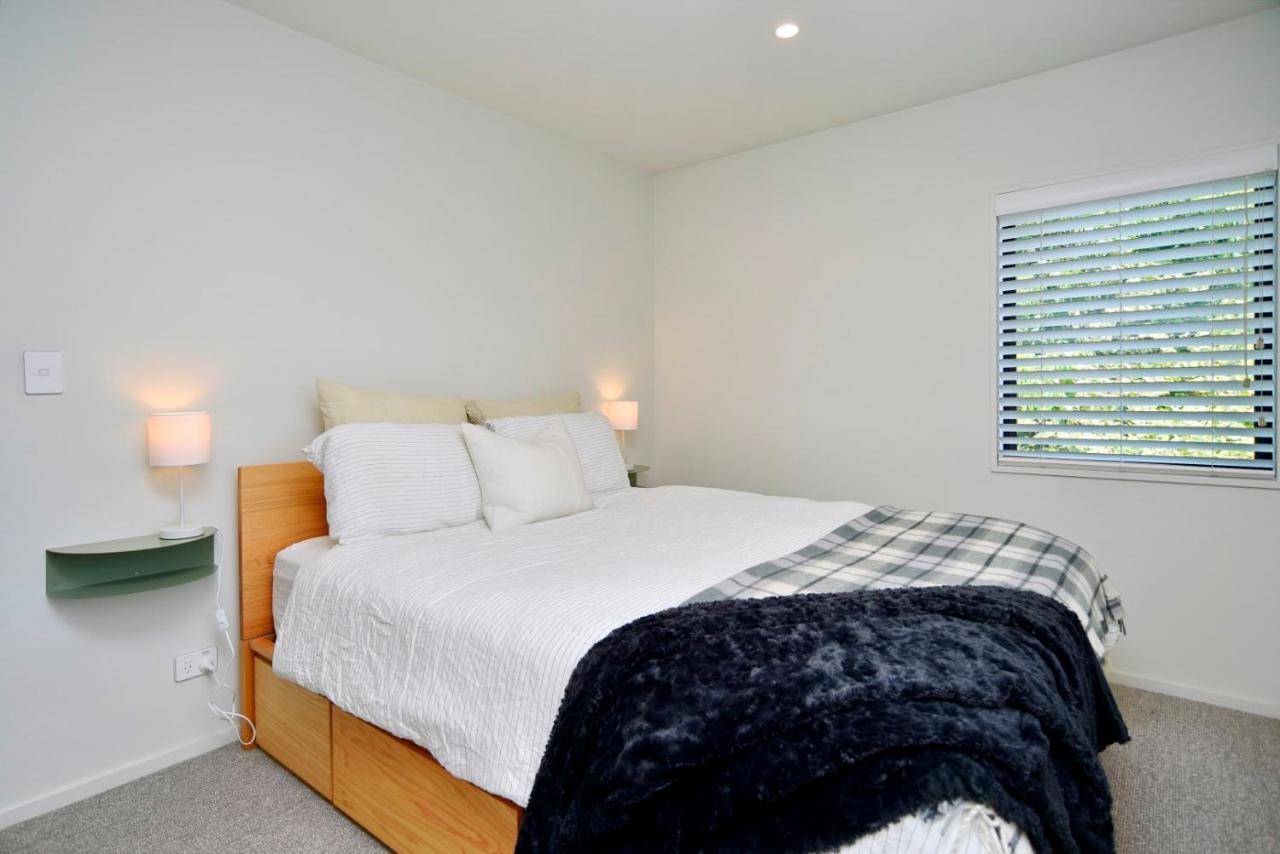 Dickens St - Christchurch Holiday Homes Eksteriør bilde