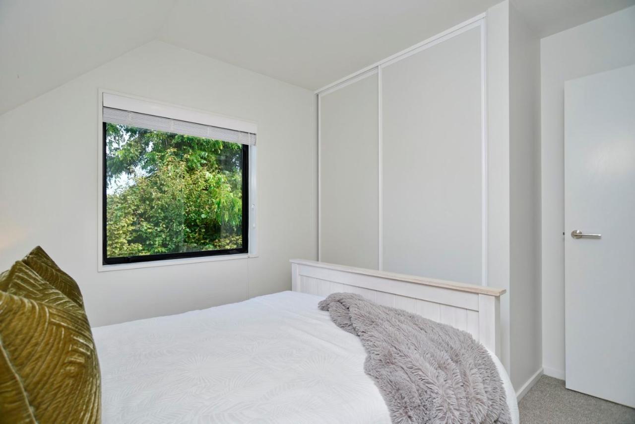 Dickens St - Christchurch Holiday Homes Eksteriør bilde