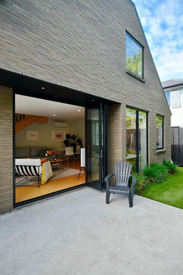 Dickens St - Christchurch Holiday Homes Eksteriør bilde