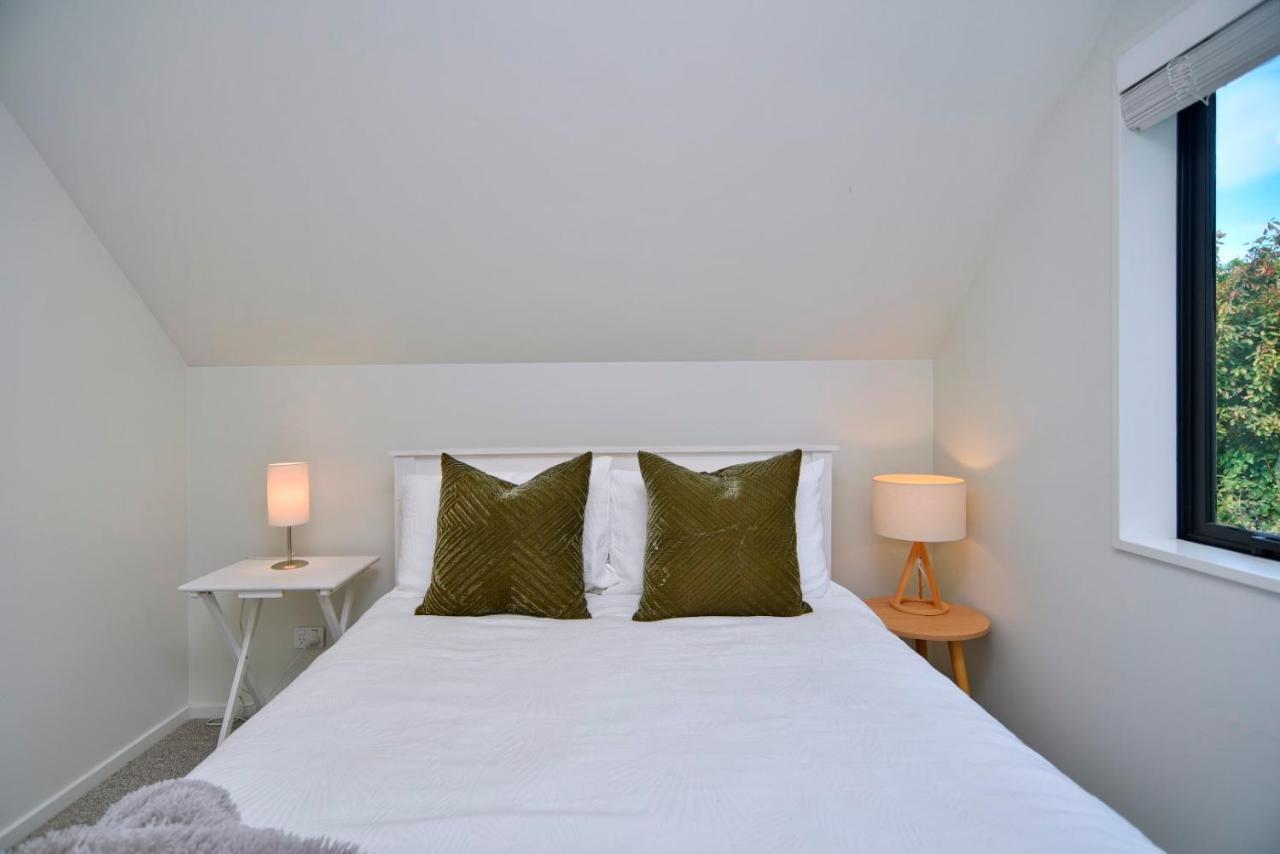 Dickens St - Christchurch Holiday Homes Eksteriør bilde